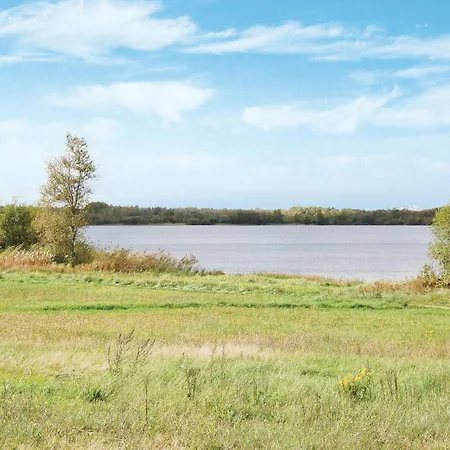 Дом отдыха Cozy Home In Ansager With Lake View *
